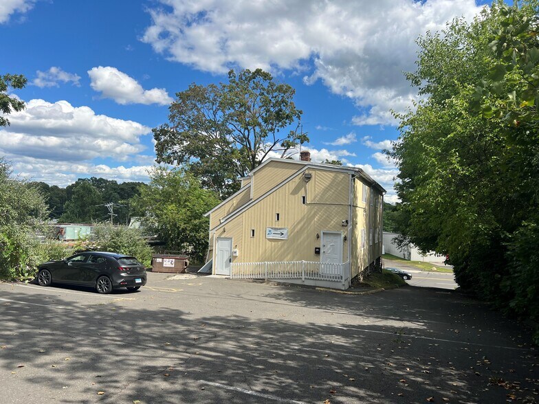 More Photos Of 571 Wolcott St, Waterbury Office For Lease
