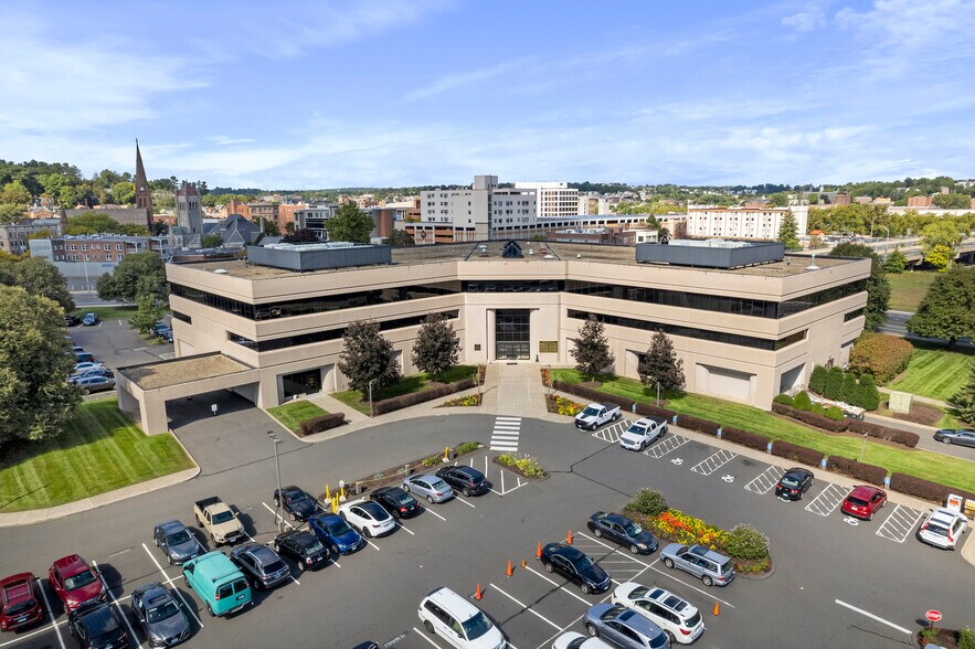 More Photos Of 1 Liberty Sq, New Britain Coworking Space