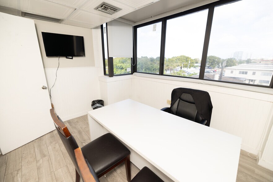 More Photos Of 4011 W Flagler St, Miami Loft Creative Space For Sale