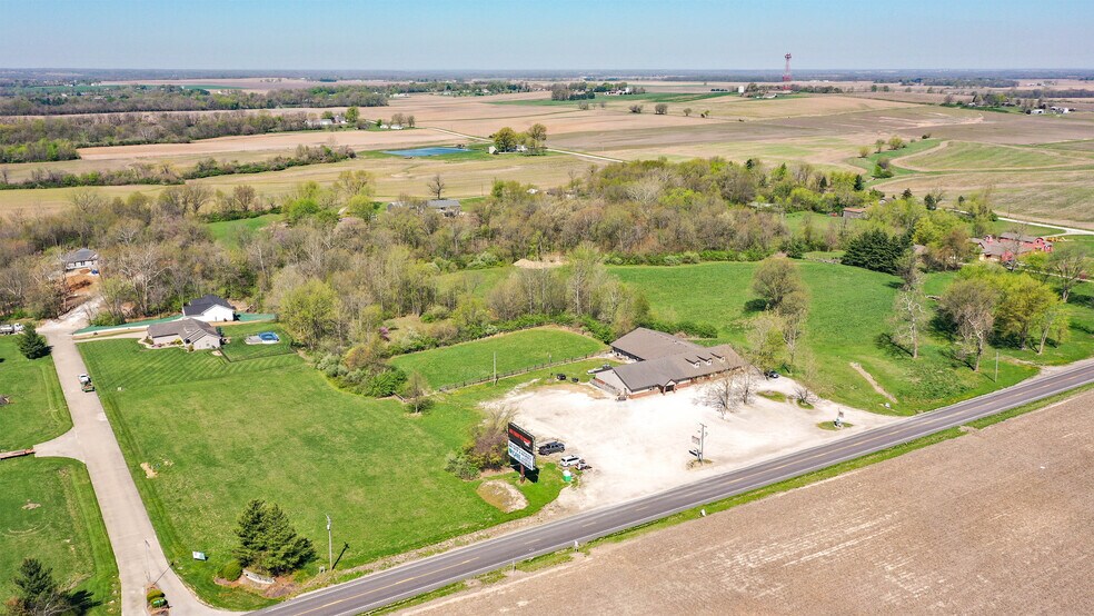 More Photos Of 15281 IL-109, Dow Specialty For Sale