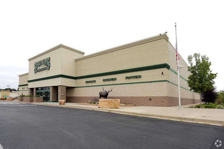 More Photos Of 555 N Chelton Rd, Colorado Springs Freestanding For Lease