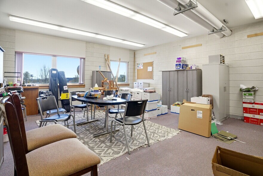 More Photos Of 6541 16TH Ave S, Richfield Schools For Lease