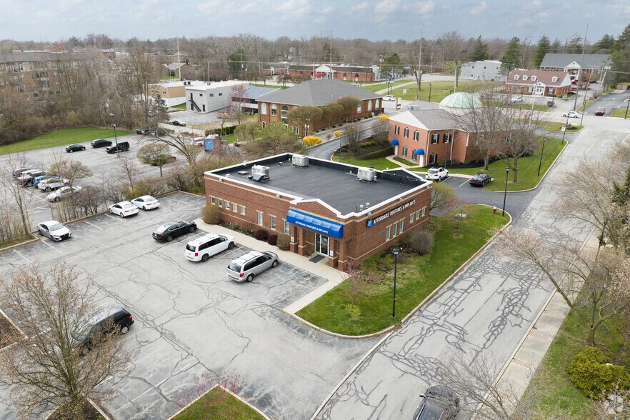 More Photos Of 6411 River Crossings Dr, Sylvania Medical For Sale