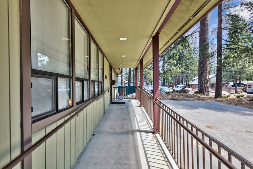 More Photos Of 2229 Barton Ave, South Lake Tahoe Medical For Sale
