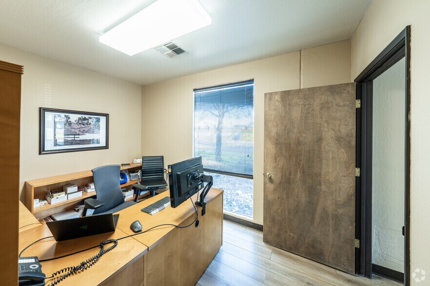 More Photos Of 5981 Graham Ct, Livermore Distribution For Sale