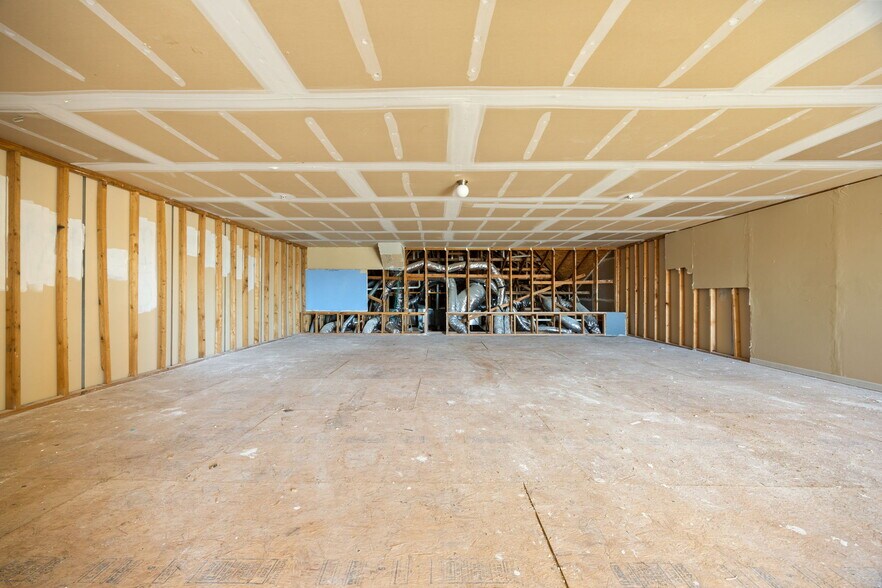 More Photos Of 12989 Bellaire Blvd, Houston Storefront For Sale