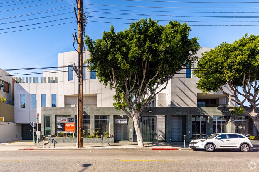 More Photos Of 2045 Sawtelle Blvd, Los Angeles Medical For Lease