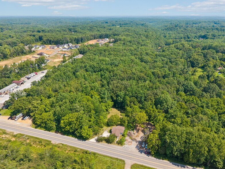 More Photos Of 1392 Fairview Blvd Blvd, Fairview General Retail For Sale