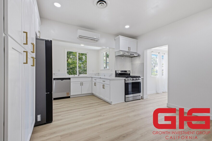 More Photos Of , Pasadena Multifamily For Sale