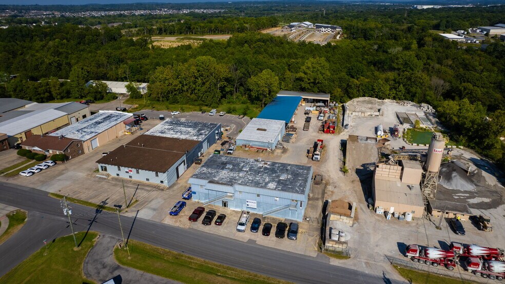 More Photos Of 405 Industrial Dr, Mount Juliet Warehouse For Sale