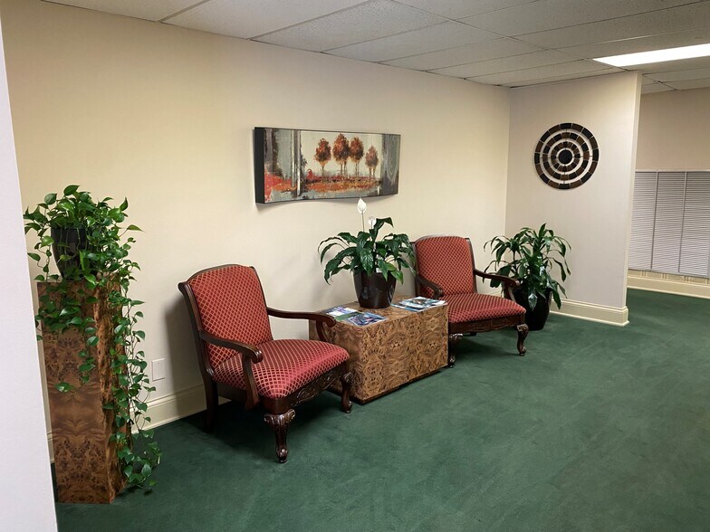 More Photos Of 3401 Norman Berry Dr, Atlanta Office For Lease