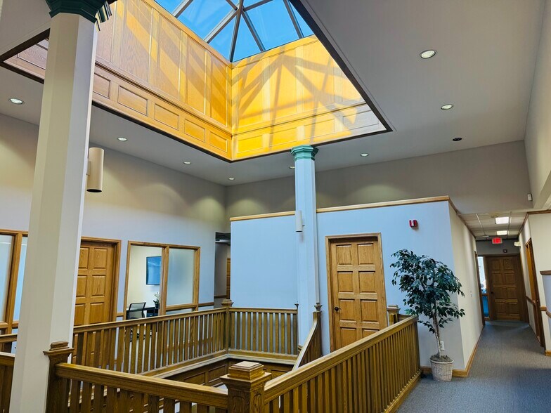 More Photos Of 75 N Main St, Mount Clemens Coworking Space