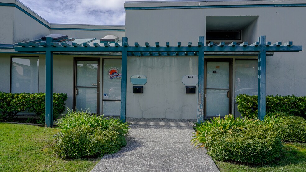 More Photos Of 14 Commercial Blvd, Novato Flex For Sale