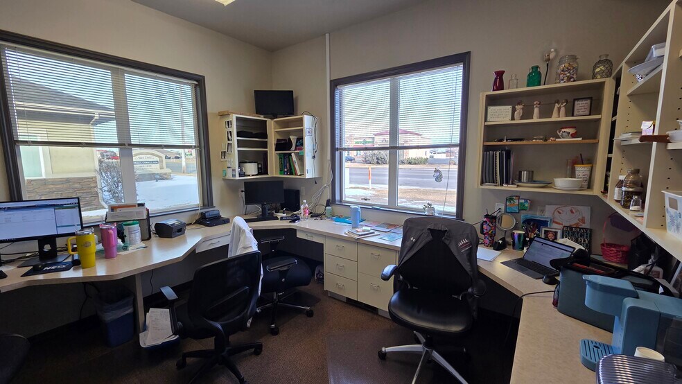 More Photos Of 3456 E 17th St, Ammon Medical For Lease