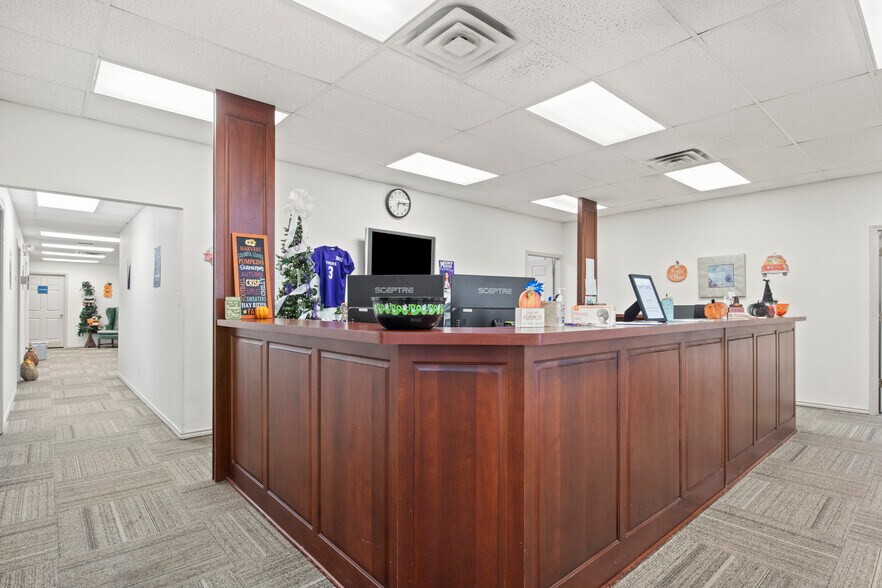 More Photos Of 412 Texas Highway 37, Mount Vernon Medical For Sale