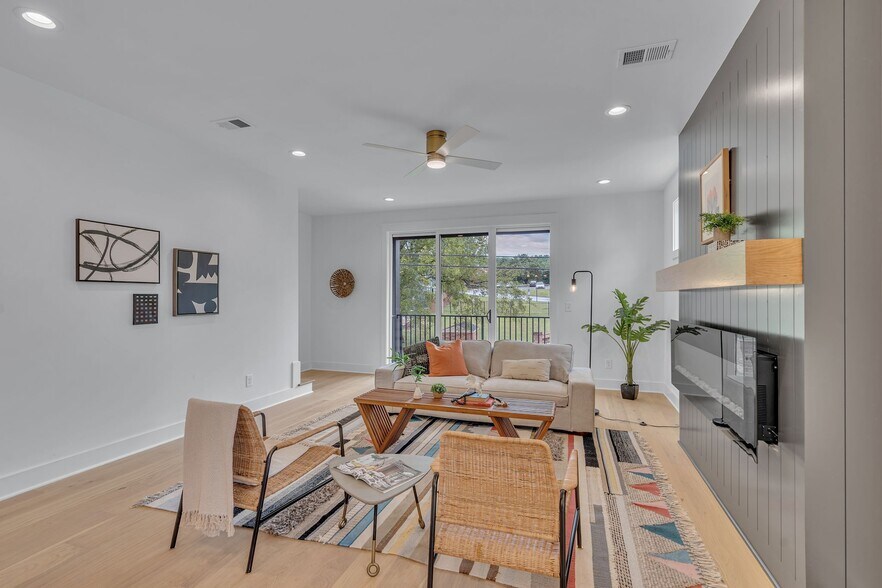 More Photos Of 824 Watts Ln, Nashville Apartments For Sale