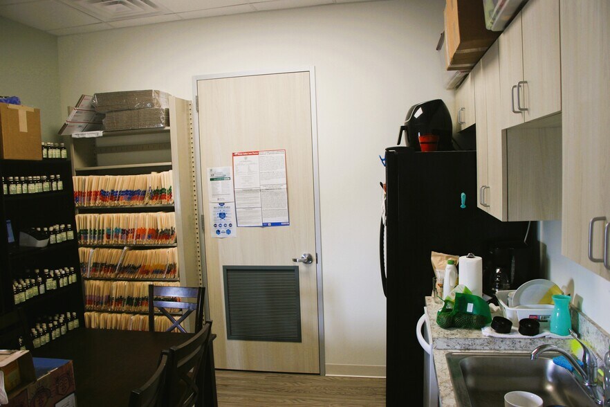 More Photos Of 210 Genesis Blvd, Webster Office For Sale