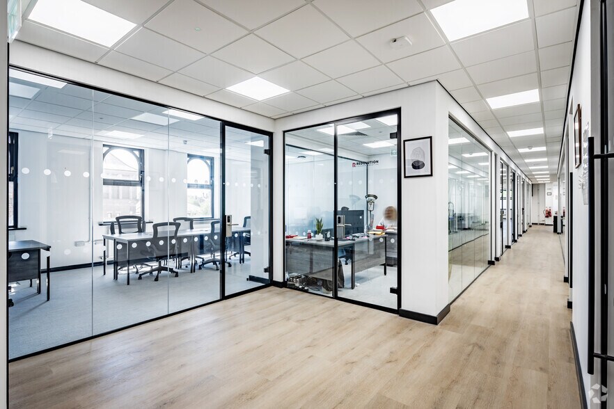 More Photos Of 33-34 Winckley Sq, Preston Coworking Space