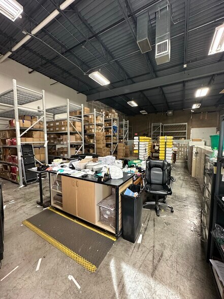 More Photos Of 2120 Howard Dr W, North Mankato Warehouse For Lease