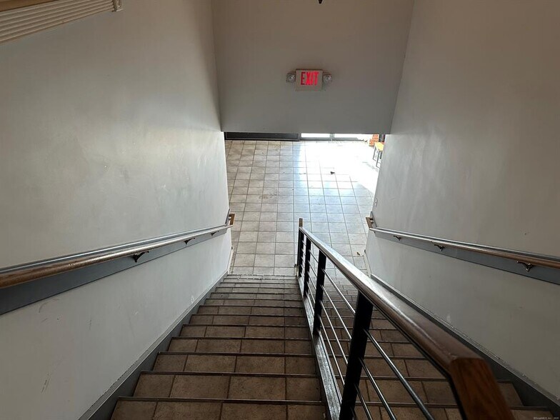 More Photos Of 444 Hartford Pike, Dayville Freestanding For Sale