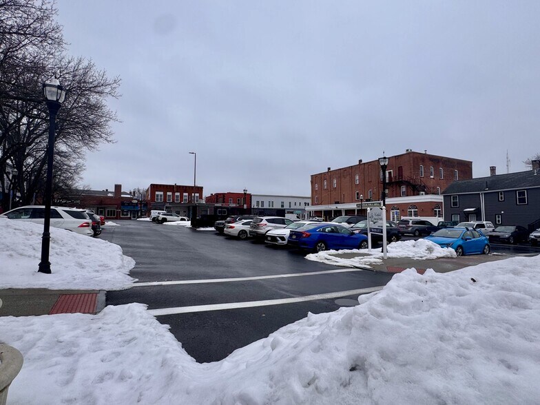 More Photos Of 38 Elm St, Westfield Storefront Retail Office For Lease