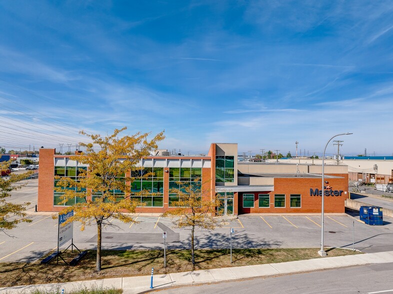 Primary Photo Of 1415-1531 St Berlier, Laval Flex For Lease