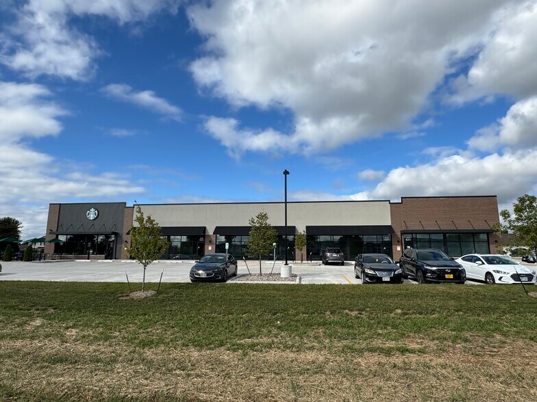 Primary Photo Of 3112 Finger Rd, Green Bay General Retail For Lease