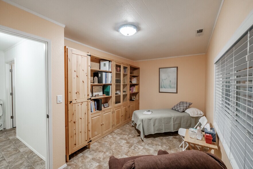 More Photos Of 909 Curry Rd, Roseburg Specialty For Sale