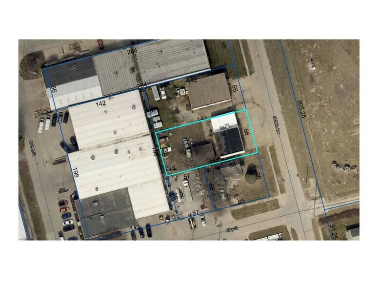 More Photos Of 8708 N 28th Ave, Omaha Light Manufacturing For Sale