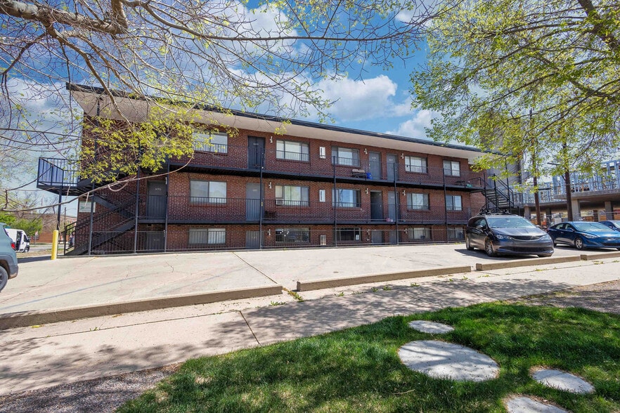 More Photos Of 651 29th St, Denver Apartments For Sale