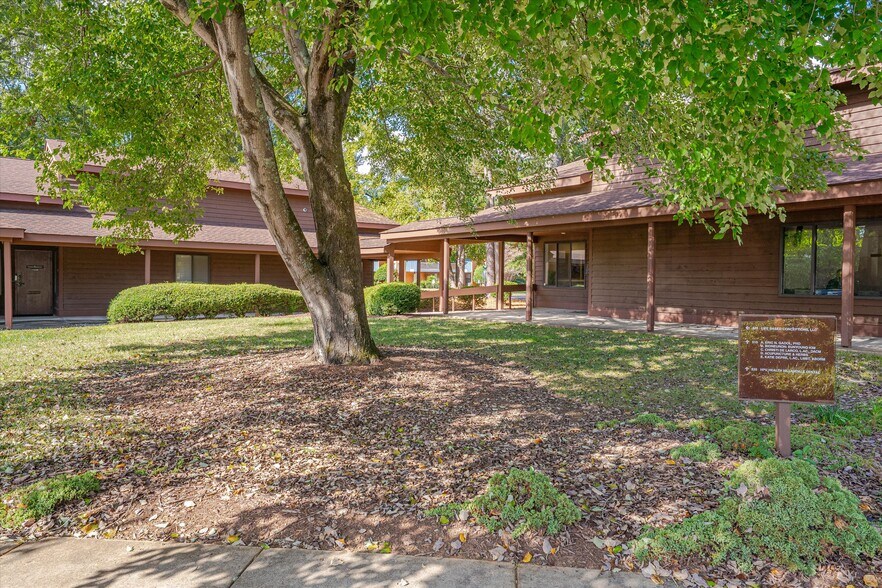 Primary Photo Of 1904 Front St, Durham Medical For Lease