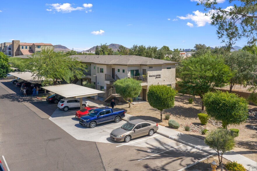 More Photos Of 2016 W Orangewood Ave, Phoenix Apartments For Sale