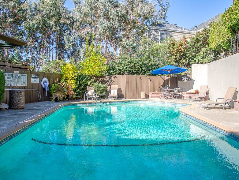 More Photos Of 109 Professional Center Pky, San Rafael Apartments For Sale