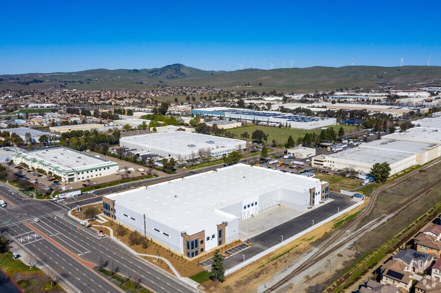 More Photos Of 6011-6013 Las Positas Rd, Livermore Warehouse For Lease