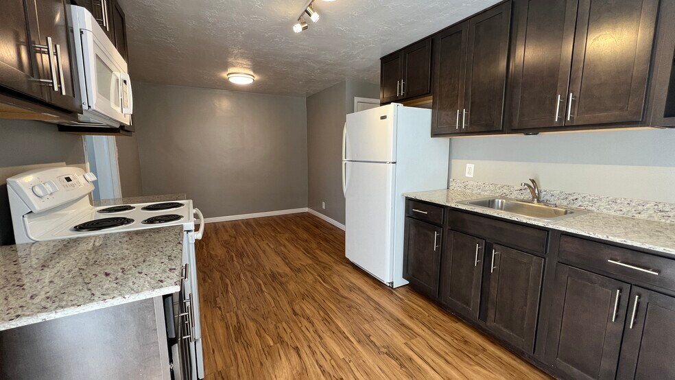 More Photos Of 1843 S 900 E, Salt Lake City Apartments For Sale
