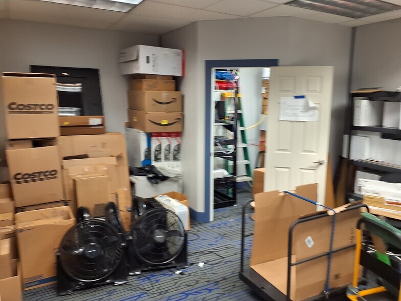 More Photos Of 40 Main St, Toms River Medical For Lease