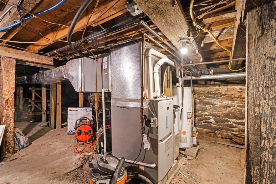 More Photos Of 240 N Main Ave, Scranton Storefront Retail Residential For Sale