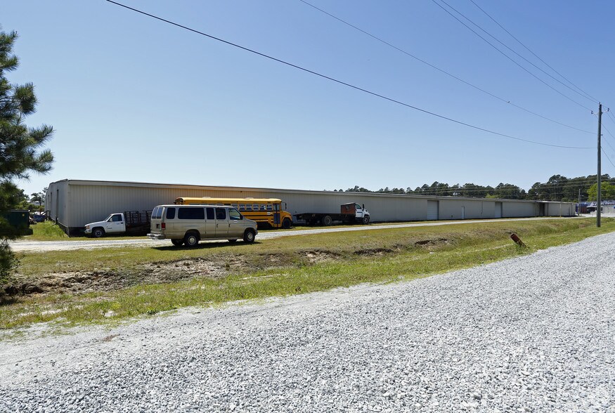 More Photos Of 1305 Brightleaf Blvd, Smithfield Warehouse For Lease