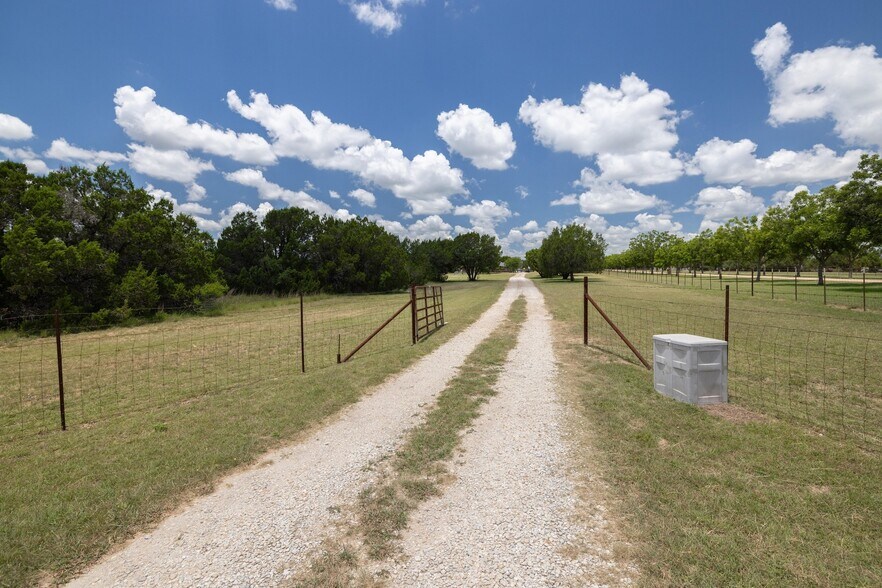 More Photos Of 1959 County Road 200, Liberty Hill Land For Sale