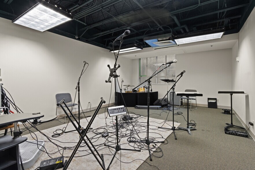 More Photos Of 623 E Wallace Ave, Coeur d'Alene Office For Sale