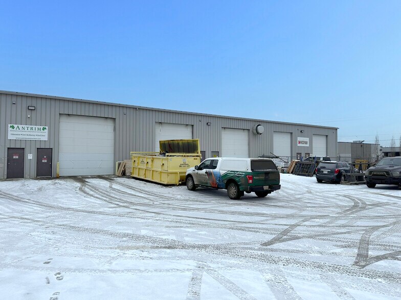 More Photos Of 380 Mackenzie Blvd, Fort McMurray Warehouse For Lease