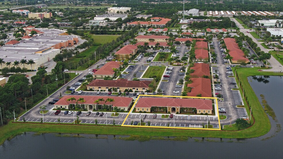 More Photos Of 567 NW Lake Whitney Pl, Port Saint Lucie Office For Lease