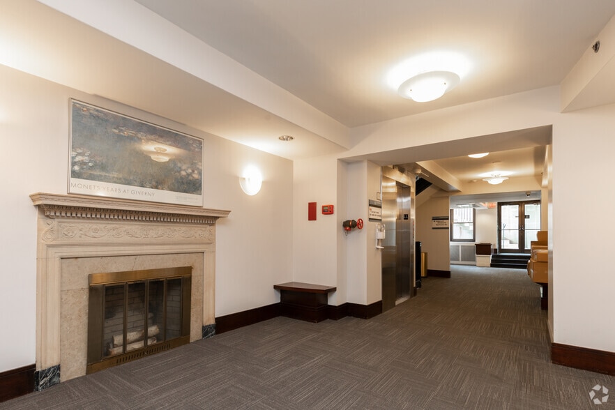 More Photos Of 1180 Beacon St, Brookline Hospital For Sale