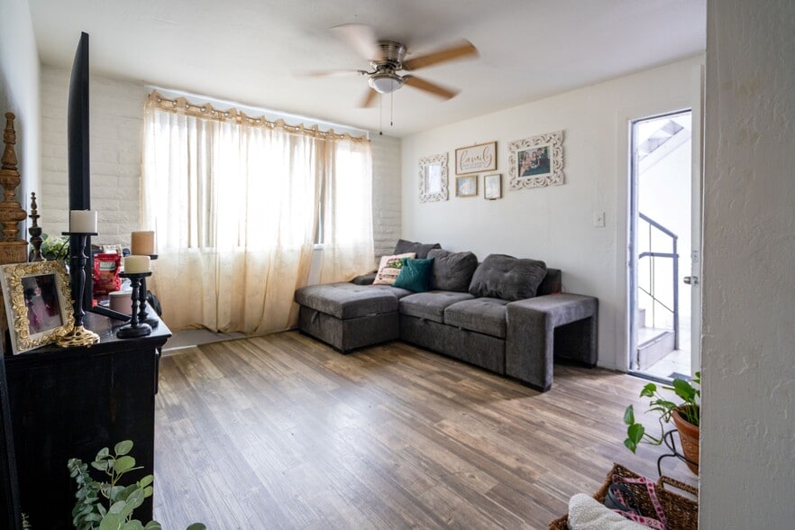 More Photos Of , Phoenix Multifamily For Sale