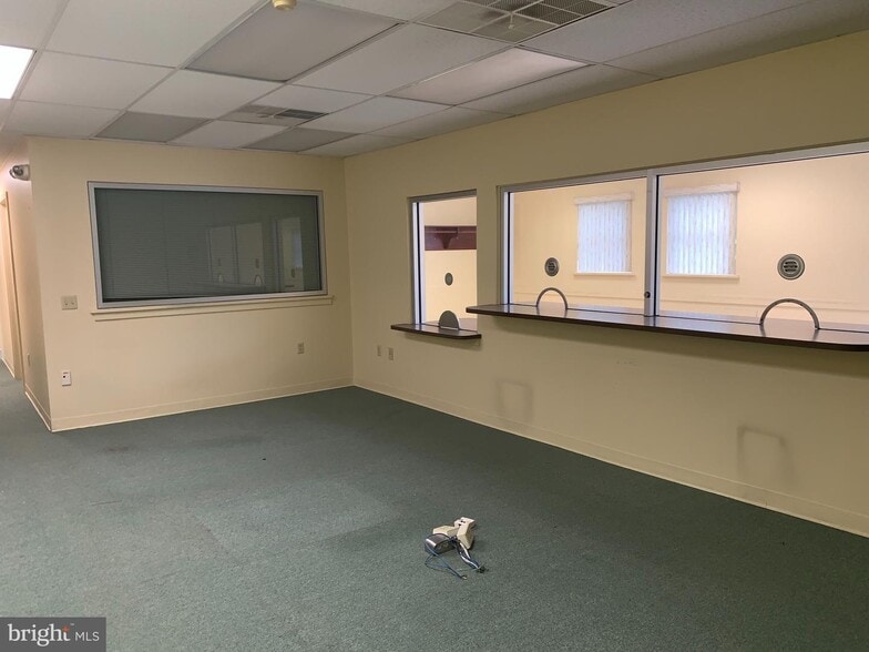 More Photos Of 1132 Ridge Rd, Pottstown Flex For Sale