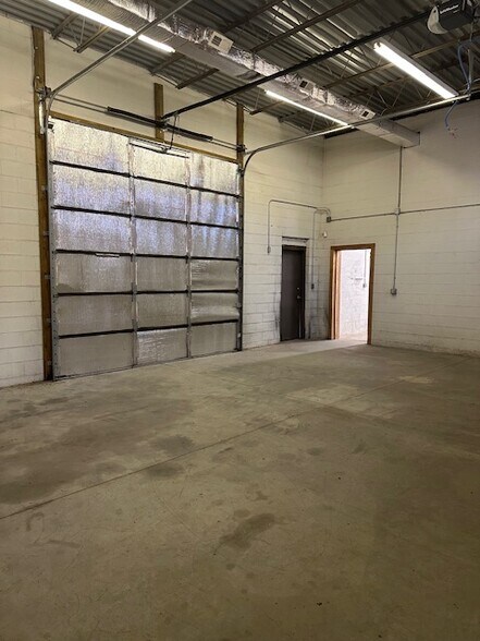 More Photos Of 1054 Industrial Ave, Danville Warehouse For Sale