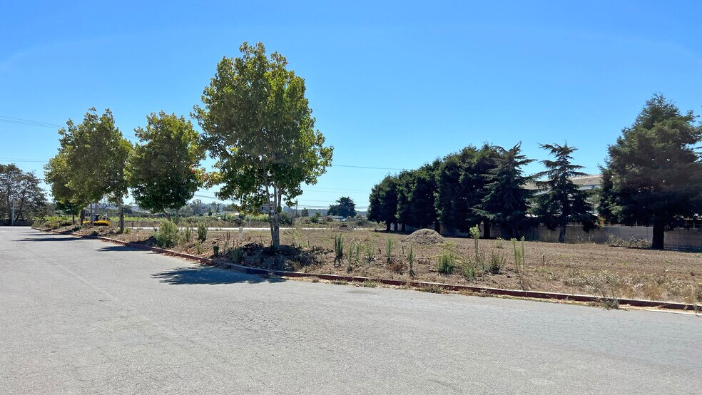 More Photos Of 1630 W Beach St, Watsonville Land For Sale