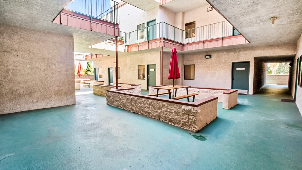 More Photos Of 5500 Atherton St, Long Beach Medical For Lease