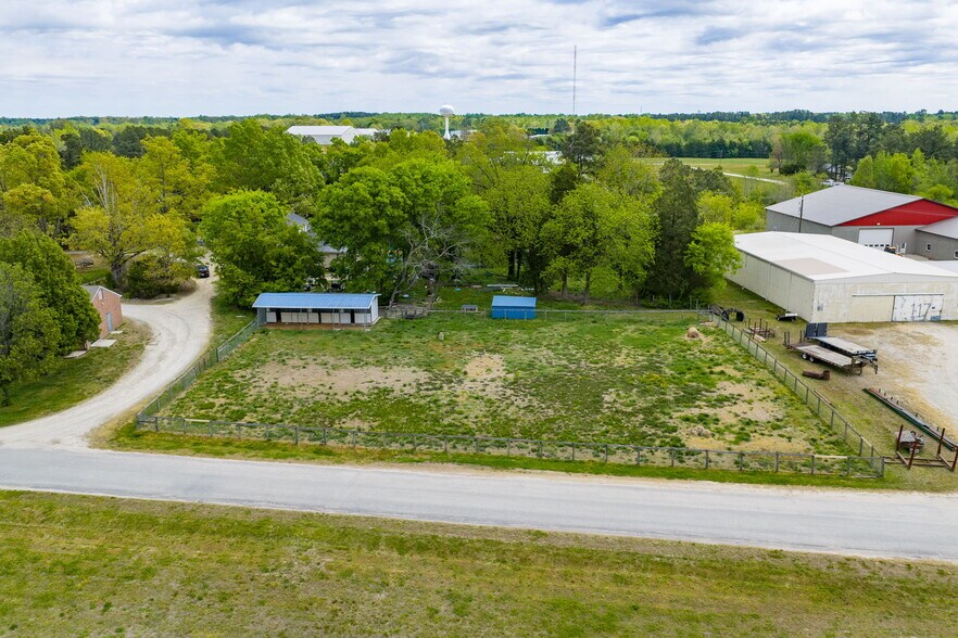 More Photos Of 101 Lea Rd, Kenbridge Rehabilitation Center For Sale