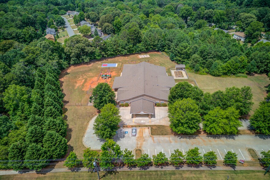 More Photos Of 495 Harbins Rd, Dacula Daycare Center For Sale